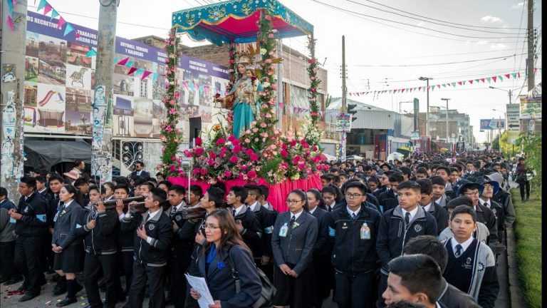 Cómo realizar trámites en el CEP Salesiano Santa Rosa: Guía completa en Perú