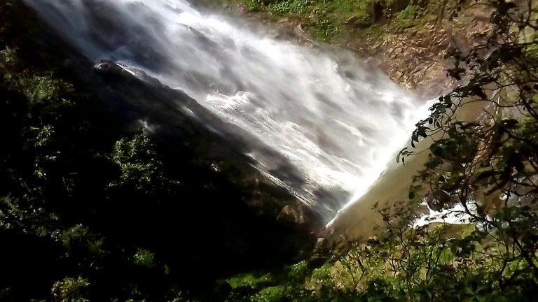 Todo lo que debes saber sobre la catarata Rey del VRAE en el Perú: Trámites y recomendaciones