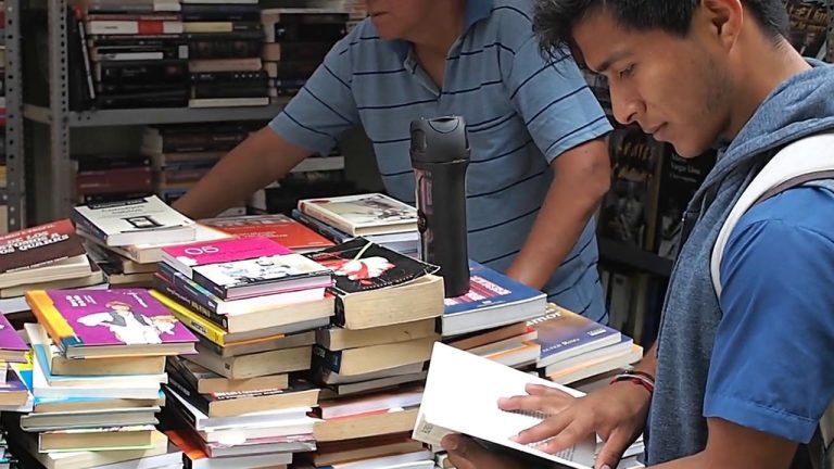 Descubre la guía definitiva de la librería universal en Piura: ¡todo lo que necesitas saber para tus trámites en Perú!
