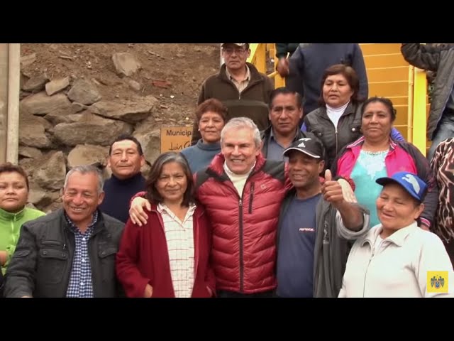 Lucho Castañeda: Conoce su Trayectoria y Contribuciones en Trámites y Política en Perú