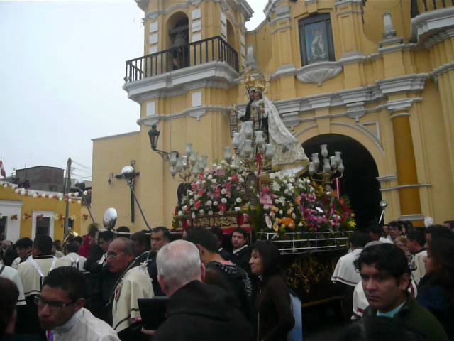 Descubre cómo realizar trámites en la Parroquia Santiago Apóstol del Cercado: Todo lo que necesitas saber en Perú